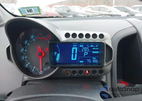 2012 Chevrolet Sonic 2Ls из США, поврежденный, VIN 1G1JA5SH2C4189029